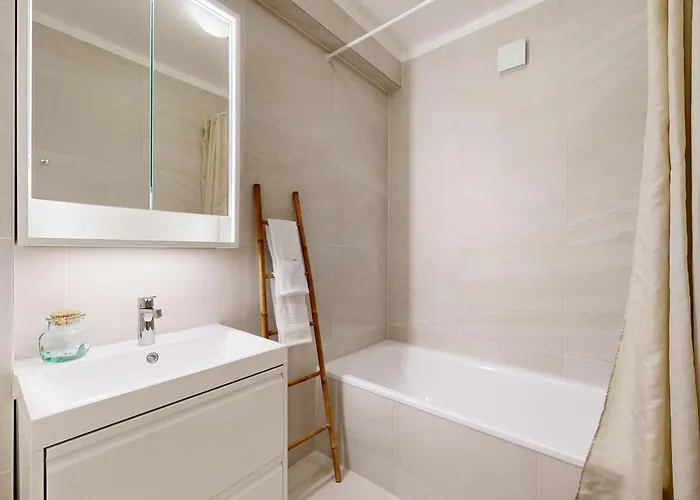 Apartamento Bright Flat In The Heart Of