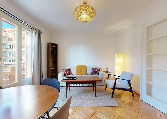 Bright Flat In The Heart Of アパート ローザンヌ