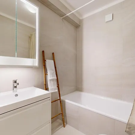 شقة Bright Flat In The Heart Of