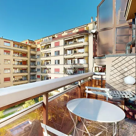 Bright Flat In The Heart Of شقة *